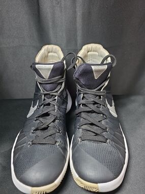 Size 7 - Nike Hyperdunk 2015 TB Black Metallic Silver Womens